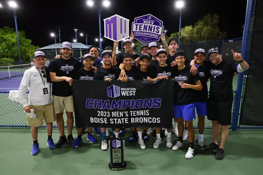 Team photo at the 2023 Mountain West Men’s Tennis Championship at the Darling Tennis Center in Las Vegas, NV. (C. Morgan Engel/NCAA Photos)