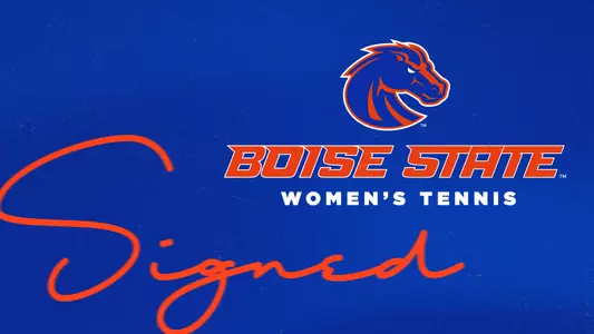 Women's tennis signed graphic