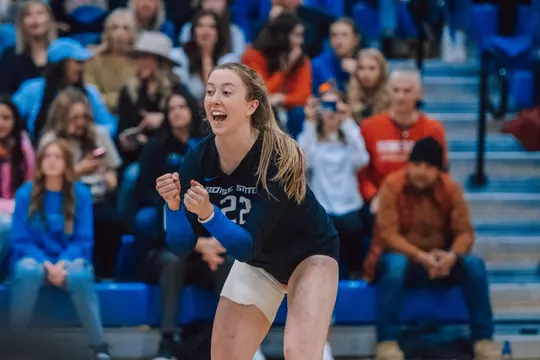 Elle Cotton celebrating a point.