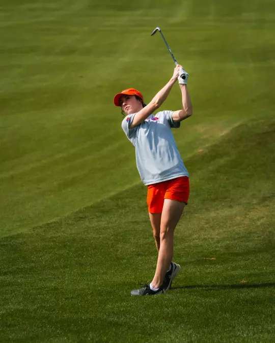 Brooke Patterson taking a practice shot