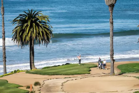 Cole Rueck drives the ball during the UCSB Gaucho Invitational