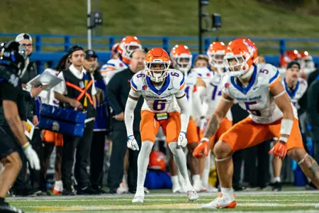 Jeremiah Earby and Jayden Virgin-Morgan in defensive stance at San Jose State