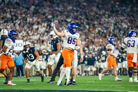Matt Lauter signaling a first down at the 2024 Fiesta Bowl