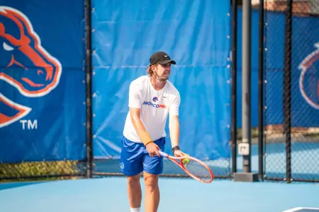 Julius Seifert preparing to serve