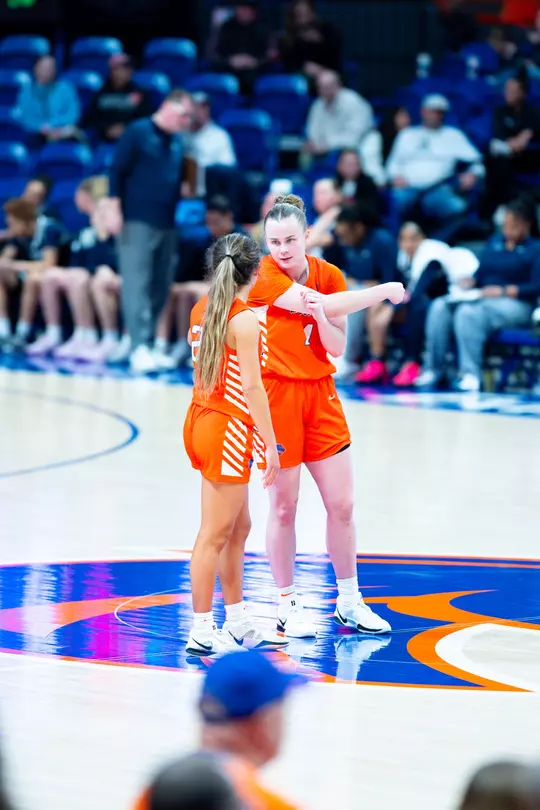 Jayda Clark (24) & Dani Bayes (4)