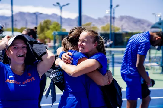 Masa Viriant women's tennis