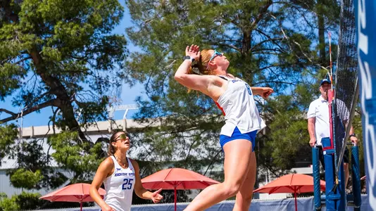 Serena van der Made Action