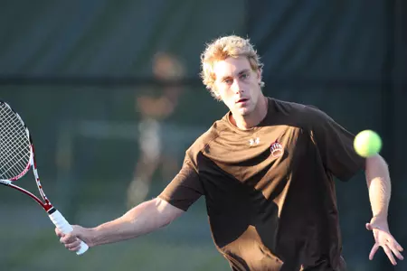 Xavier Upsets #70 Brown, 4-3 Image