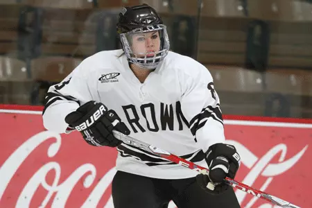 Dartmouth Takes 4-2 Game Despite Farrer's Two Goals Image