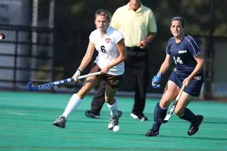Bears Fall to #19 Iowa, 5-0 Image