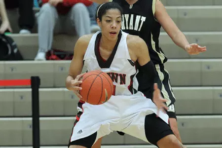 Women's Basketball Edged by NJIT, 63-61 Image