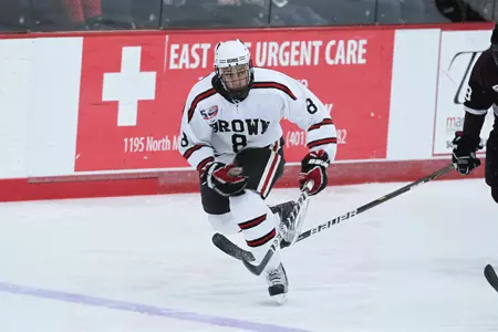 Bears Fall to Dartmouth, 2-1, on Late Goal Image