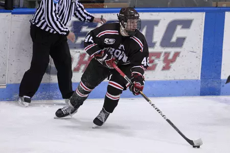 Bears Outshoot Army, 54-19, Settle for 1-1 Tie Image