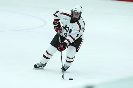 Three-Goal Third Period Downs Bears in 5-3 Loss at #14 Yale Image