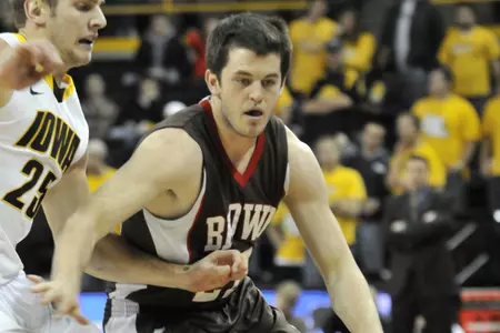 Iowa Takes Down Brown, 75-53 Image