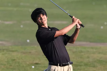 Brown Golfers Fall To Arizona Image