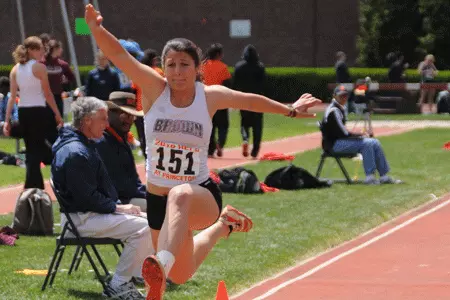 Bears Compete at Penn Relays & Brown Springtime Invitational Image