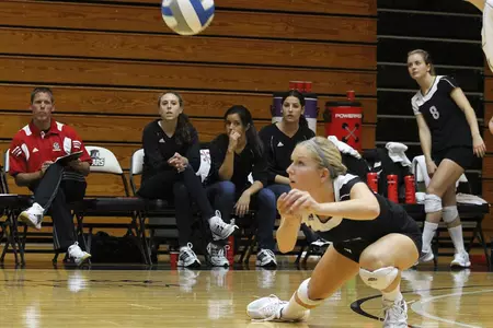 St. John's Outlasts Brown in Five Sets Image