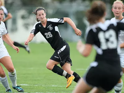 Harvard Runs Past Brown, 4-1 Image
