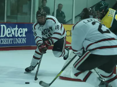 Bears Travel to New Haven for Saturday Evening ECAC & Ivy contest at Yale Image