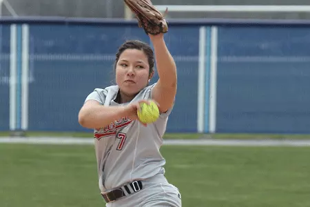 Bears Suffer Doubleheader Sweep to Rhode Island Image