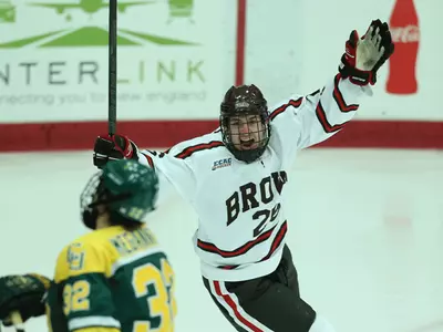 Men's Hockey Edged by No. 17 Clarkson, 4-3, in ECAC Opener Image