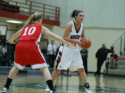 Bikofsky's Career-High 23 Points Leads Women's Basketball Over Saint Peter's, 64-52 Image