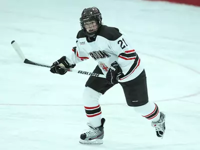 Women's Hockey Edged by UVM in OT, 4-3 Image