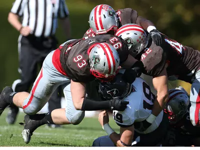 Brown Takes On Yale In New Haven Image