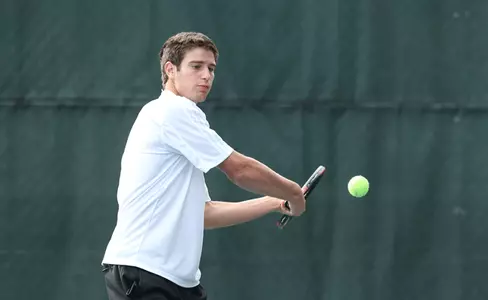 Men's Tennis Defeats Dartmouth, 4-3 Image