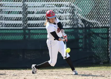 Leung and Thompson Impressive in 8-3 Loss to Bryant Image