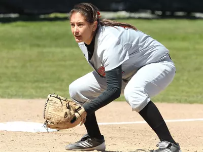 Brown Grabs 8-1 Win Over Yale Before Falling, 5-2, in Second Game of Doubleheader Image