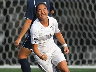 Women's Soccer Blanks Quinnipiac, 1-0, in Season Opener Image