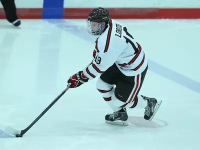 Men's Hockey Edged by Clarkson, 2-1 Image