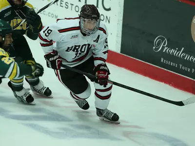 Men's Hockey Falls at Dartmouth, 2-1, in Overtime Image