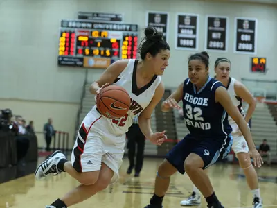 Women's Basketball Grinds Out 46-43 Win at Dartmouth Image