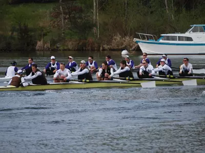 Men's Crew Falls to Defending Champion Washington Image