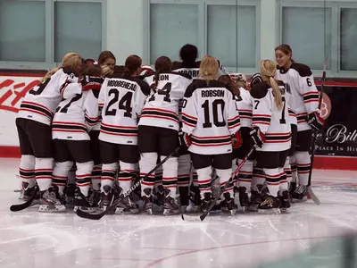 Women's Hockey Places 17 on ECAC All-Academic Team Image