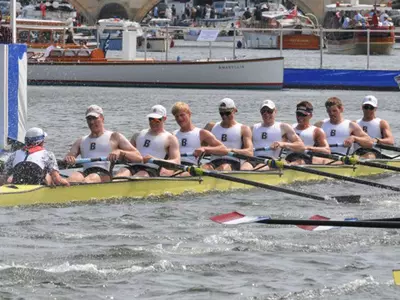 Men's Crew Advances to Semifinals at Henley Royal Regatta Image
