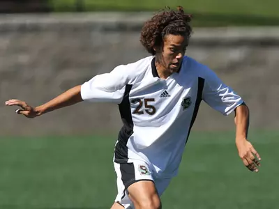 Men's Soccer Plays Fairfield to Scoreless Tie Image