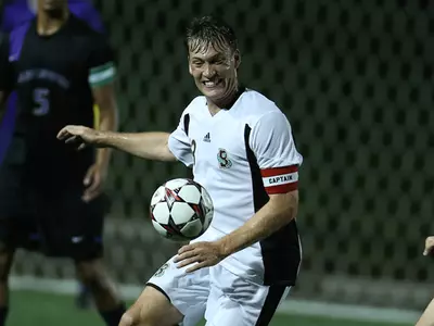 Men's Soccer Edged by Siena, 2-1, in Season Opener Image