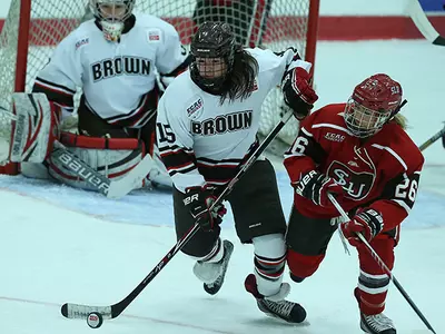 Woo Scores, Women's Hockey Falls to Princeton, 5-1 Image