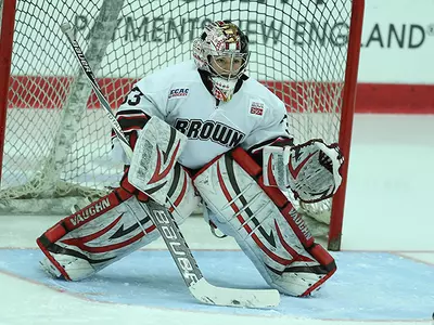 Elvin Makes 32 Saves in Women's Hockey's 3-0 Setback to No. 5 Quinnipiac Image