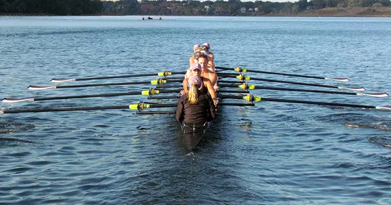 Women's Crew Places Second in Champ Eight, Third in Champ Four to Conclude HOCR Racing Image