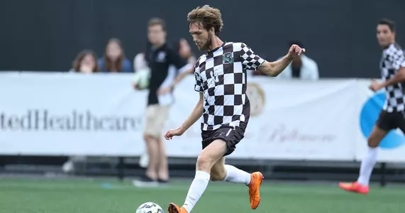 Men's Soccer Downs UMass Lowell in Double OT, 1-0 Image