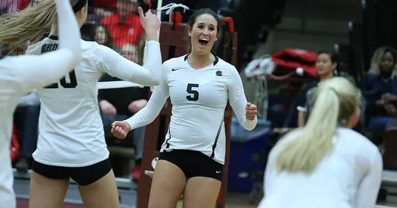 Stillwell Posts 32 Kills, Volleyball Comes Back to Top Columbia, 3-2 Image