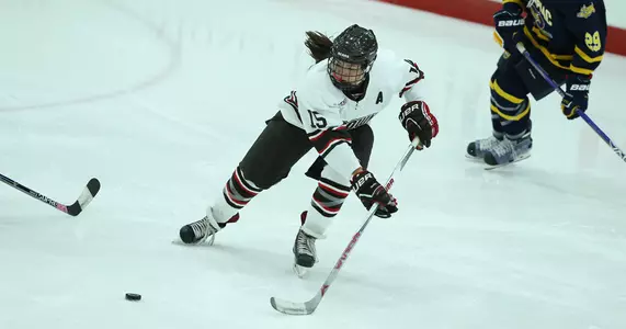 Women's Hockey Plays Sacred Heart in its Lone Weekend Game Image