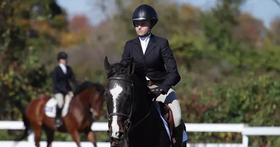 Equestrian Concludes Fall Season at Johnson & Wales Show Image