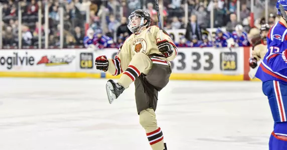 Men's Hockey Ties No. 4 UMass Lowell, 5-5, in Friendship Four Championship; UML Wins in Shootout Image