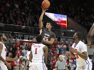 Brown returns To The Pizzitola Hardwood To Host Central Connecticut Image